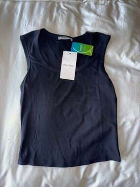 Women's Sleeveless Black Ribbed Tank